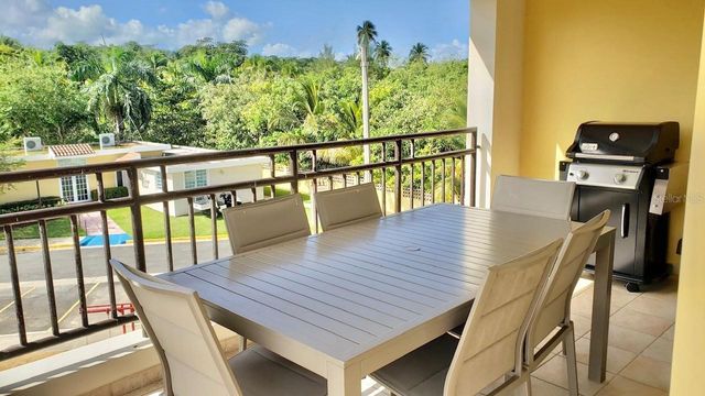 CARR 968 KM 1.8 LAS PICUAS MAMEYES F-3, Rio Grande, PR 00745