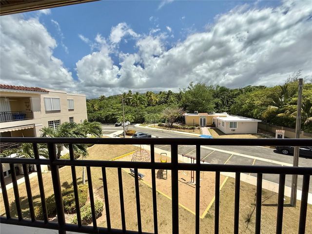 CARR 968 KM 1.8 LAS PICUAS MAMEYES F-3, Rio Grande, PR 00745