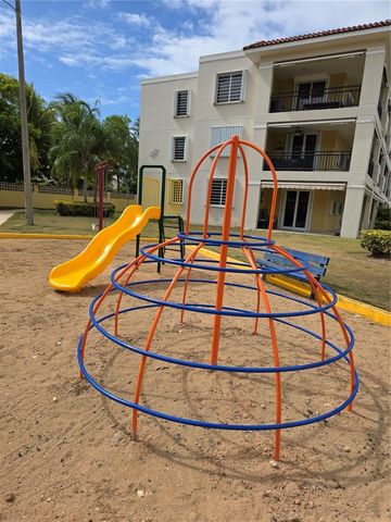 CARR 968 KM 1.8 LAS PICUAS MAMEYES F-3, Rio Grande, PR 00745