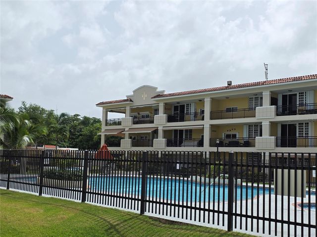 CARR 968 KM 1.8 LAS PICUAS MAMEYES F-3, Rio Grande, PR 00745