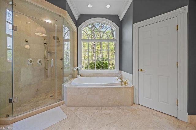1 Captains Point, Greensboro, NC 27455