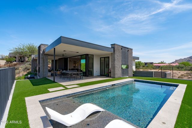 6940 E HORIZON Drive, Cave Creek, AZ 85331