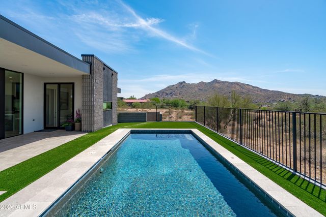 6940 E HORIZON Drive, Cave Creek, AZ 85331