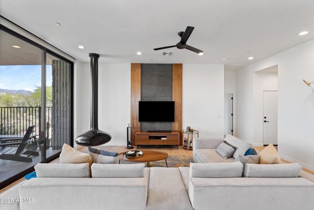 6940 E HORIZON Drive, Cave Creek, AZ 85331