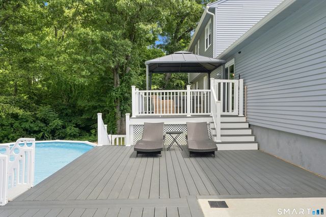 110 Orchard Hill Drive, Windsor Locks, CT 06096