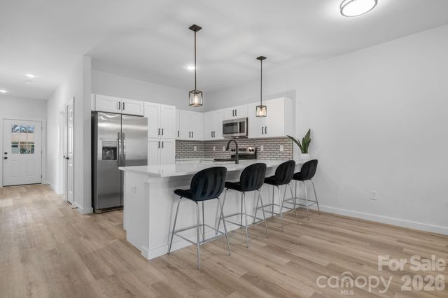 1141 & 1143 12th Street Drive SW, Hickory, NC 28602