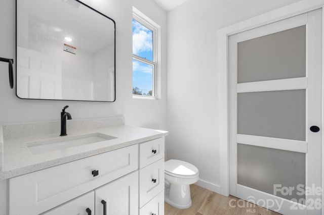 1141 & 1143 12th Street Drive SW, Hickory, NC 28602