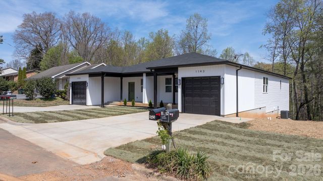 1141 & 1143 12th Street Drive SW, Hickory, NC 28602