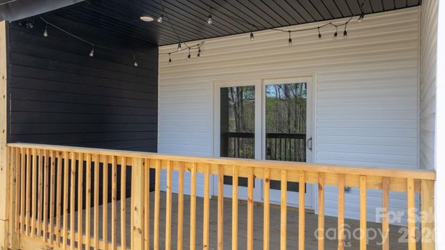 1141 & 1143 12th Street Drive SW, Hickory, NC 28602