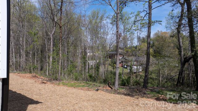 1141 & 1143 12th Street Drive SW, Hickory, NC 28602