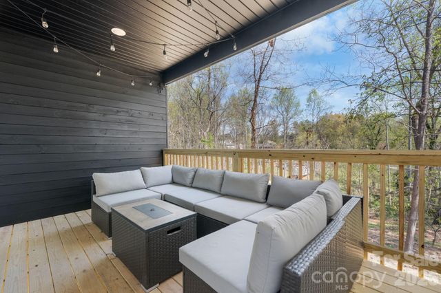 1141 & 1143 12th Street Drive SW, Hickory, NC 28602