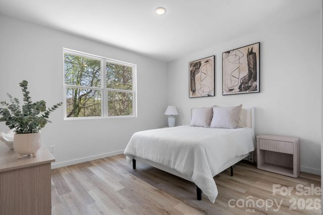 1141 & 1143 12th Street Drive SW, Hickory, NC 28602