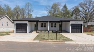 1141 & 1143 12th Street Drive SW, Hickory, NC 28602