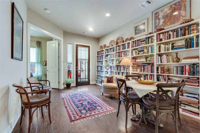 4533 Mattie ST, Austin, TX 78723