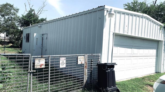 2930 Washington Drive, Houston, TX 77038