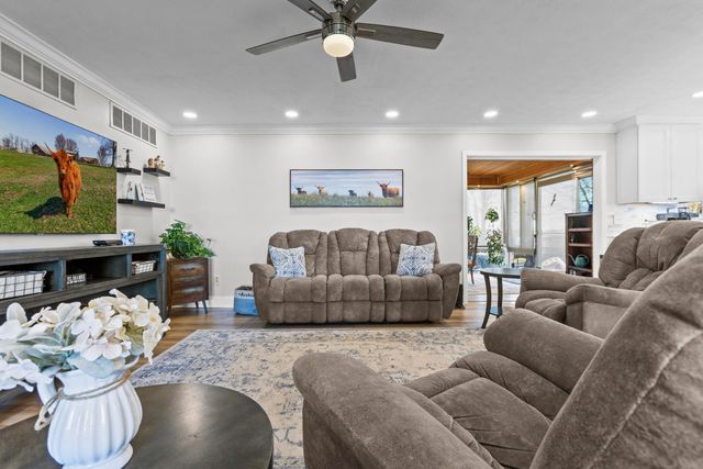 8353 Wades Mill Road, Mt Sterling, KY 40353