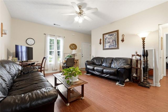 105 Twin Pines Court, Dallas, GA 30132