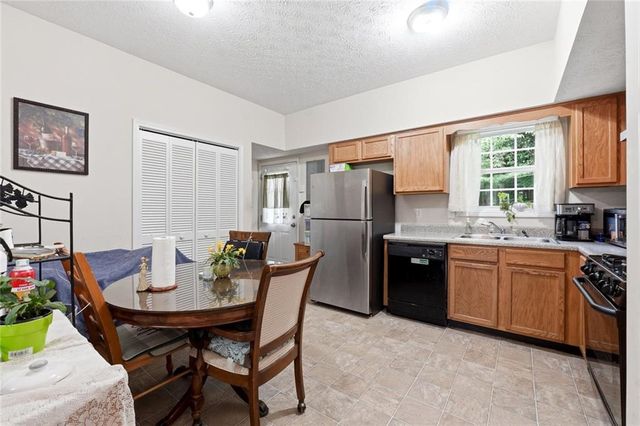 105 Twin Pines Court, Dallas, GA 30132