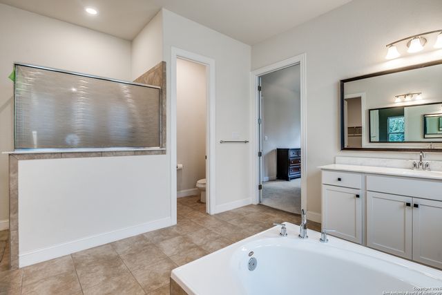 110 Stablewood Ct, Boerne, TX 78006