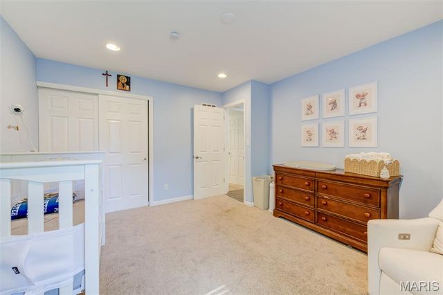 2336 Sportsmen Hill Drive, Chesterfield, MO 63017