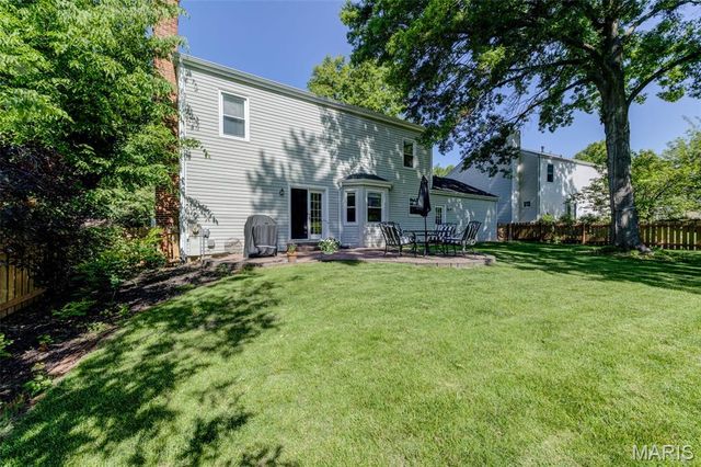 2336 Sportsmen Hill Drive, Chesterfield, MO 63017
