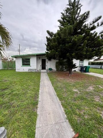 11410 SW 44th Street, Miami, FL 33165