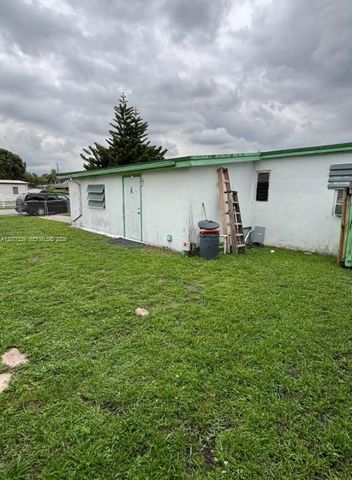 11410 SW 44th Street, Miami, FL 33165