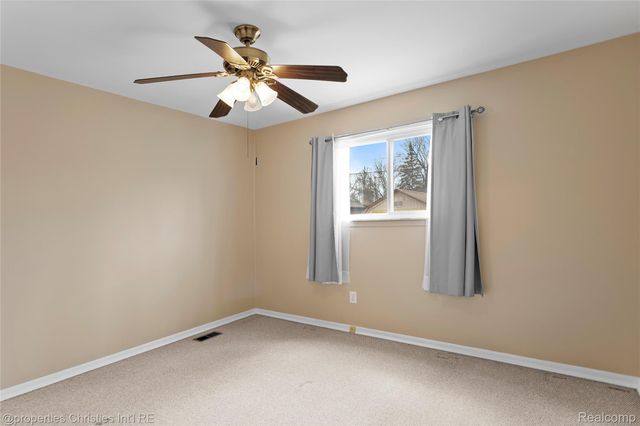 8834 Janis Street, Shelby Charter Township, MI 48317