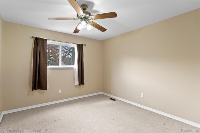 8834 Janis Street, Shelby Charter Township, MI 48317