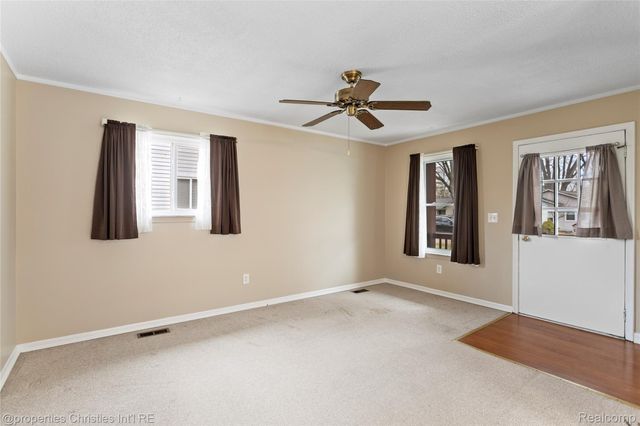 8834 Janis Street, Shelby Charter Township, MI 48317