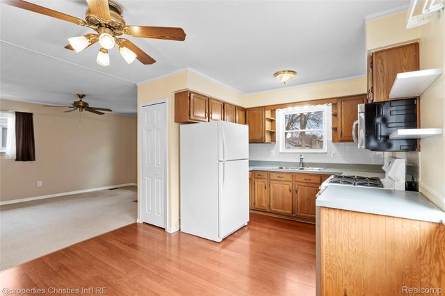 8834 Janis Street, Shelby Charter Township, MI 48317