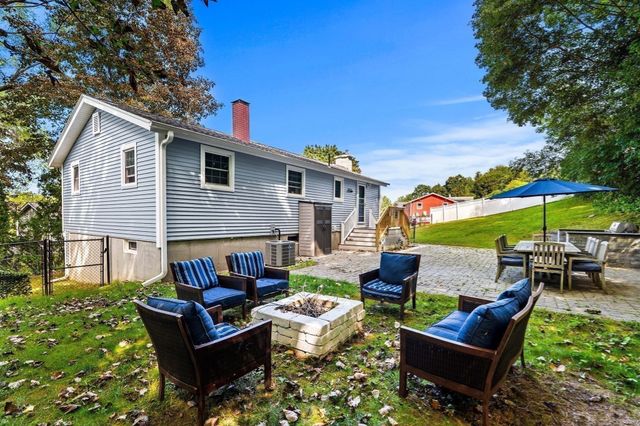 15 Sharyn Circle, Lowell, MA 01852