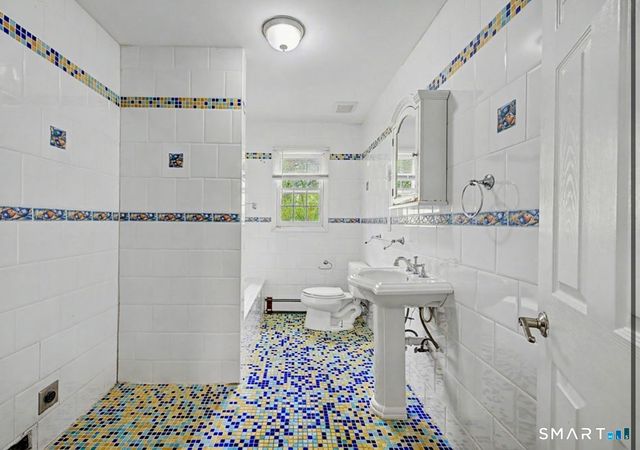 6 Jacklin Road, Bethel, CT 06801