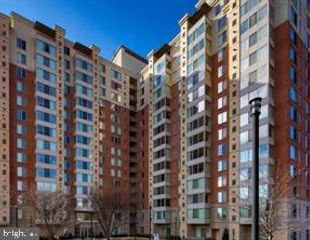 2726 GALLOWS RD #915, Vienna, VA 22180