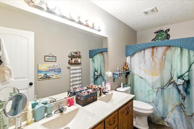 1294 E 478th Road, Bolivar, MO 65613