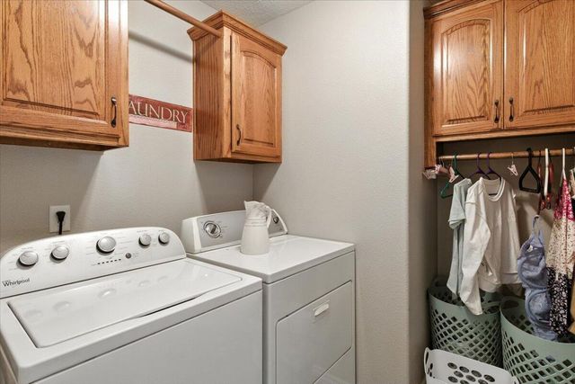 1294 E 478th Road, Bolivar, MO 65613