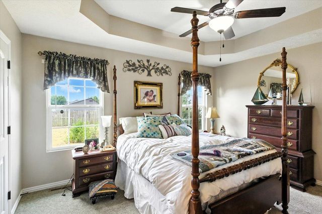 1294 E 478th Road, Bolivar, MO 65613