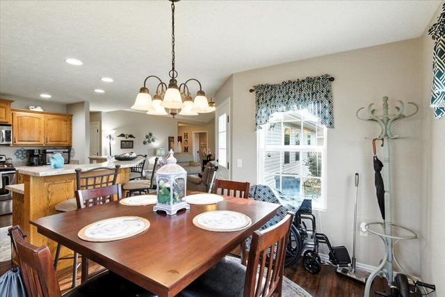 1294 E 478th Road, Bolivar, MO 65613