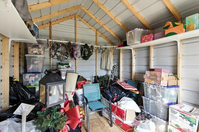 1294 E 478th Road, Bolivar, MO 65613