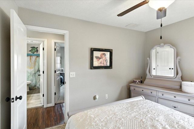 1294 E 478th Road, Bolivar, MO 65613