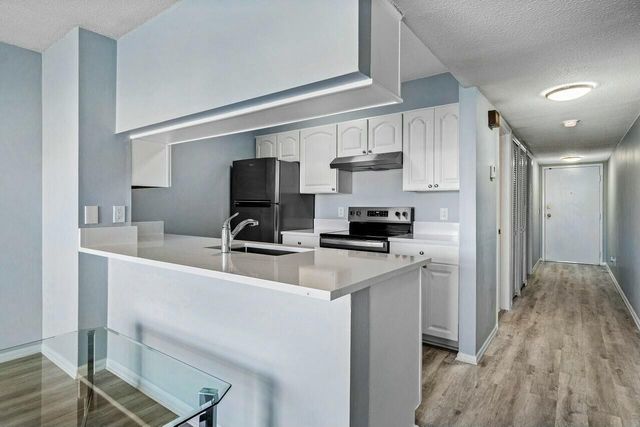 159 Cypress Point Drive, Palm Beach Gardens, FL 33418