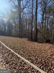 120 Oak Terr, Fayetteville, GA 30214