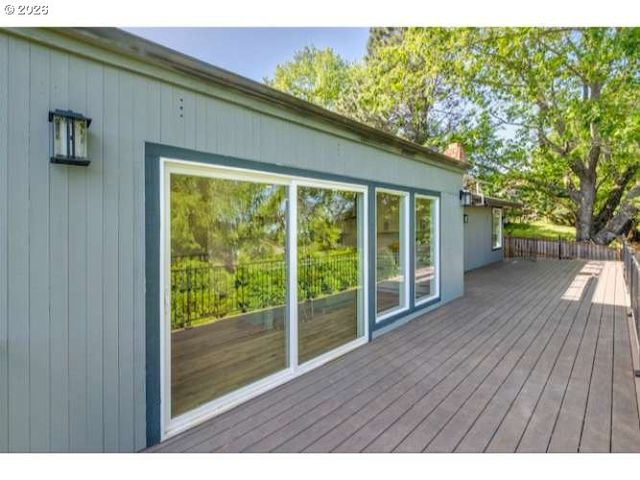 3175 GLEN CREEK Rd, Salem, OR 97304