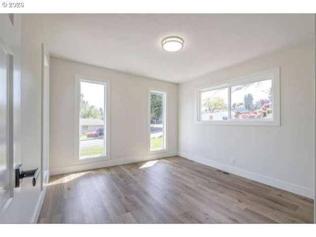 3175 GLEN CREEK Rd, Salem, OR 97304