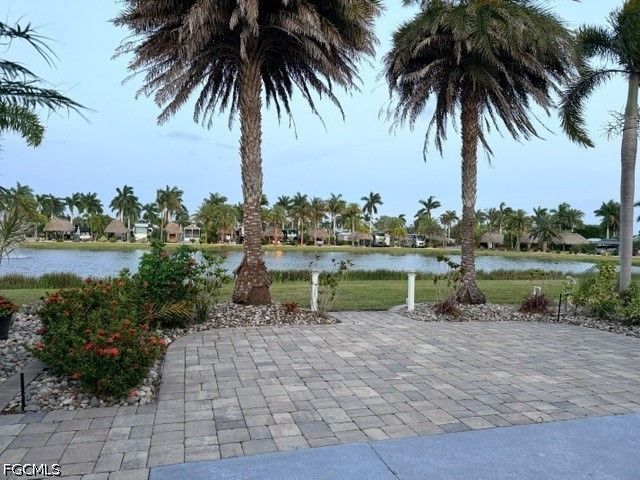 5193 Cypress Trail Resort CIR, Fort Myers, FL 33905