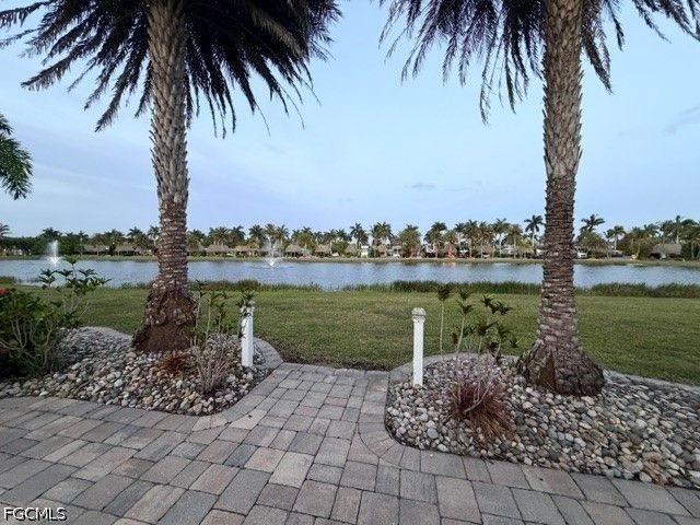 5193 Cypress Trail Resort CIR, Fort Myers, FL 33905