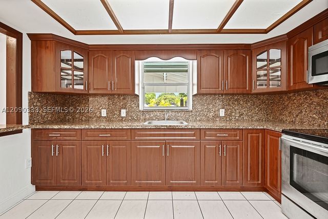 26100 SW 192nd Ave, Homestead, FL 33031