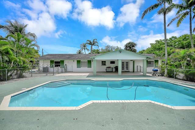 26100 SW 192nd Ave, Homestead, FL 33031