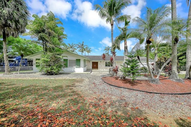 26100 SW 192nd Ave, Homestead, FL 33031