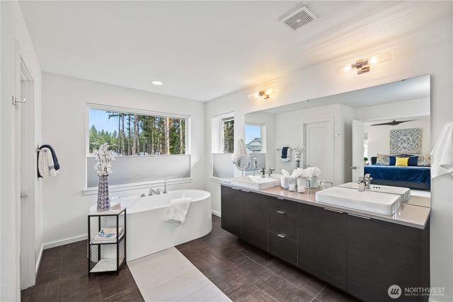 23978 Lily Place SE, Black Diamond, WA 98010